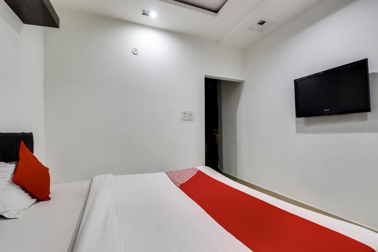 Oyo Flagship Just-9 Inn Near Sahara Ganj Mall Lucknow Bagian luar foto